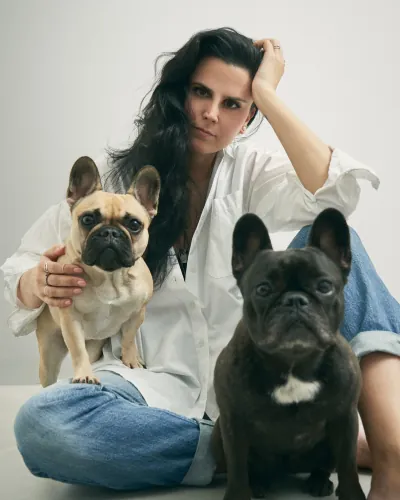 Alice & Miss Dog America
